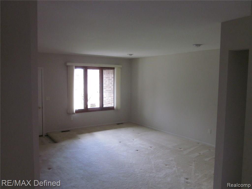 2646 Winter Park Road Rochester Hills, MI 48309 - Photo 15 of 27