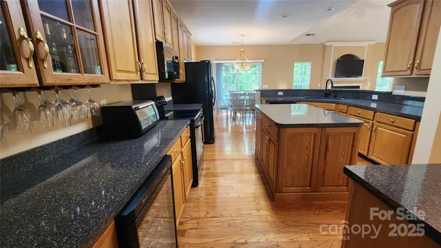 $675,000 | 17415 Campbell Hall Court, Charlotte, NC 28277