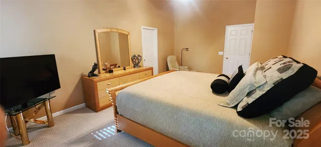 $675,000 | 17415 Campbell Hall Court, Charlotte, NC 28277