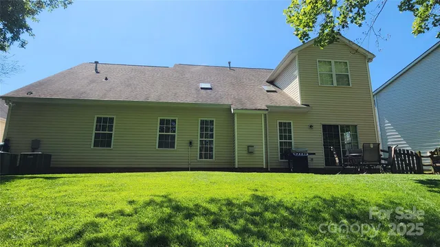 $675,000 | 17415 Campbell Hall Court, Charlotte, NC 28277