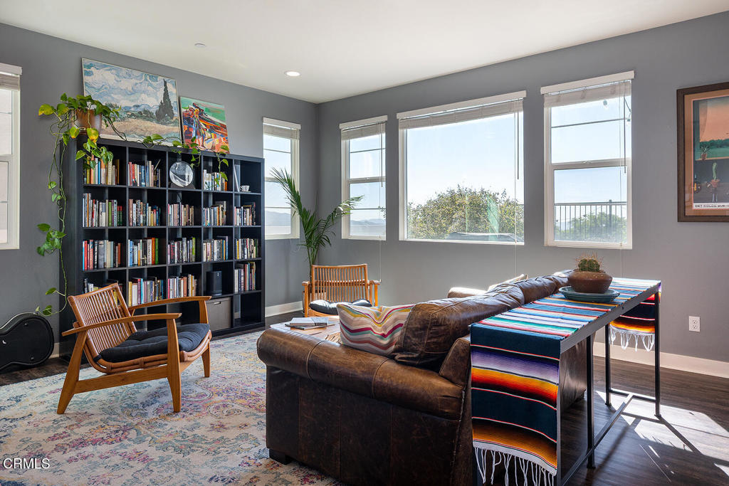 11825 Terra Vista Way, Unit 133 Sylmar, CA 91342 - Photo 7 of 35 11825 Terra Vista #133 008-mls