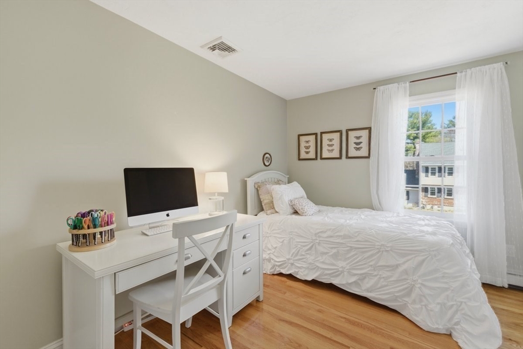 7 Tanglewood Road Walpole, MA 02032 - Photo 28 of 40