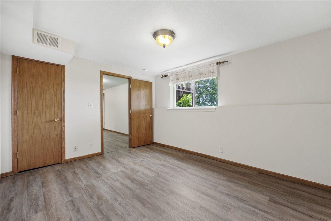 3402 Falcon View Road Southwest Cedar Rapids, IA 52404 - Photo 34 of 38 Gallery Image 34