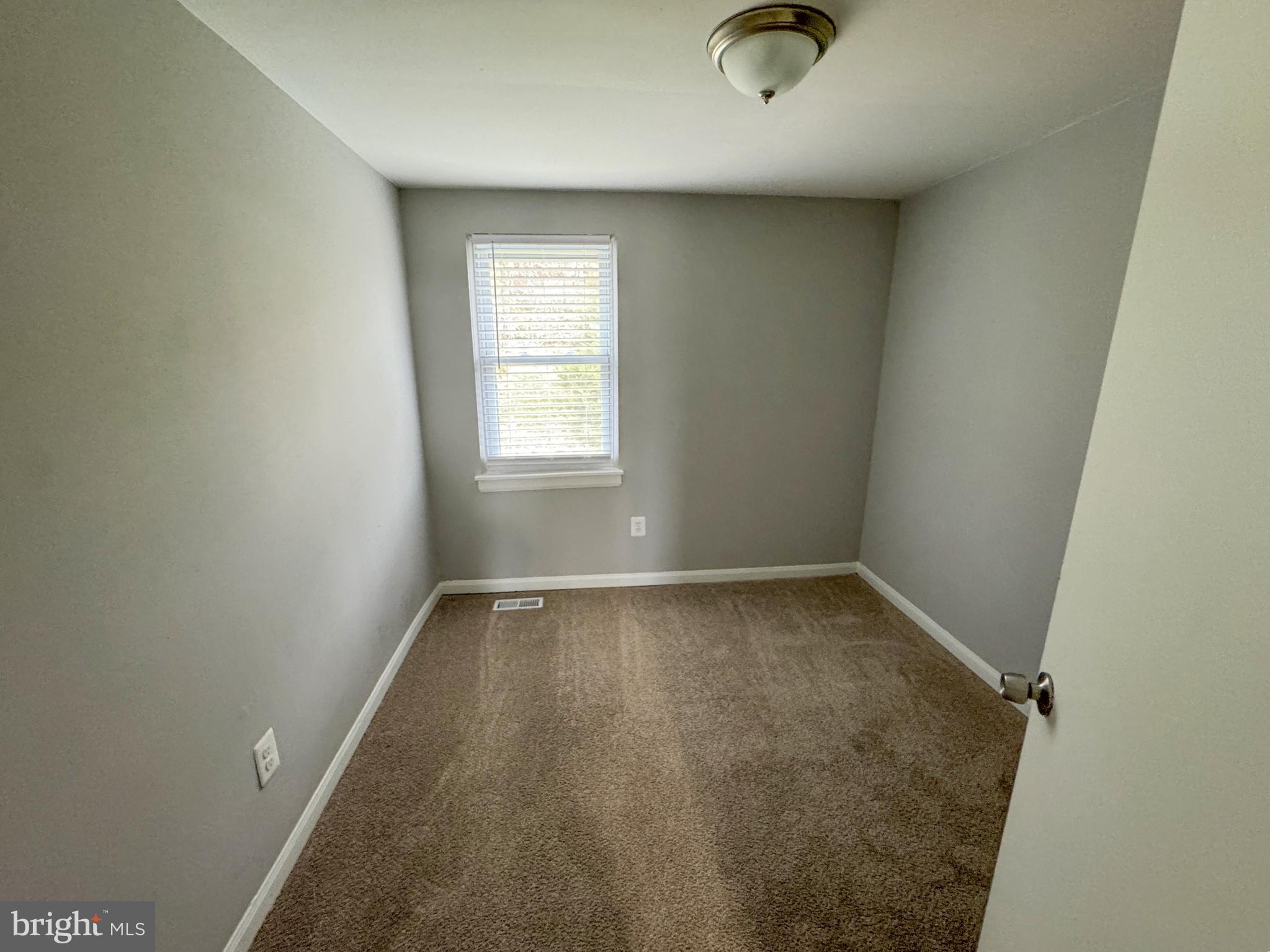 9226 Throgmorton Road Baltimore, MD 21234 - Photo 17 of 30 Bedroom