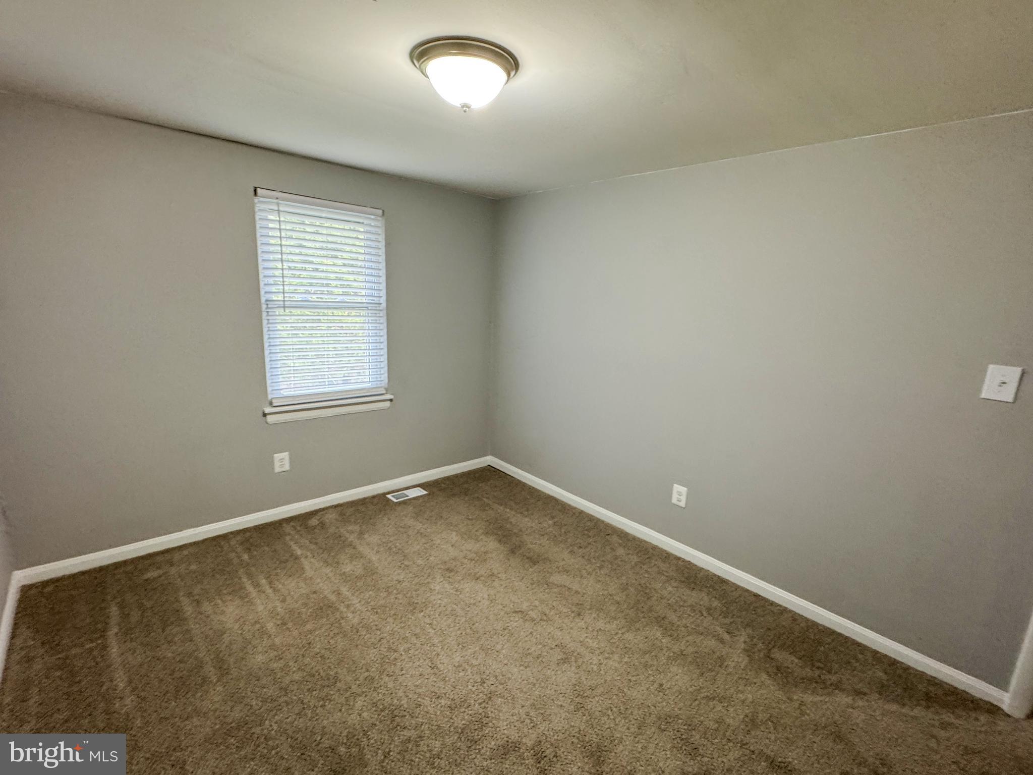 9226 Throgmorton Road Baltimore, MD 21234 - Photo 19 of 30 Bedroom