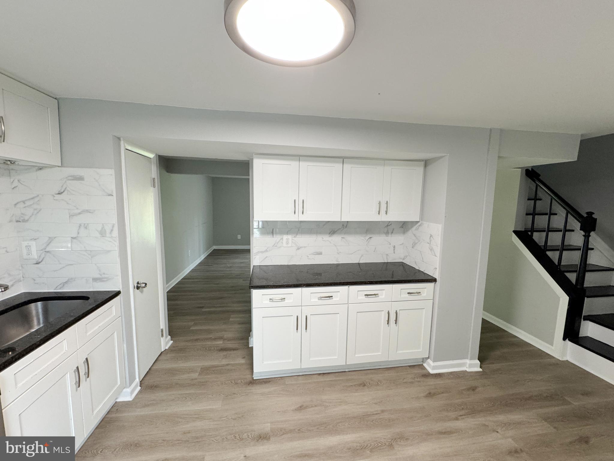 9226 Throgmorton Road Baltimore, MD 21234 - Photo 4 of 30 kitchen