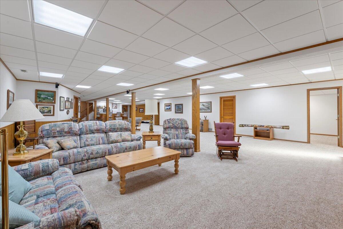 21765 Greenview Road Council Bluffs, IA 51503 - Photo 68 of 138 68-Greenview_068