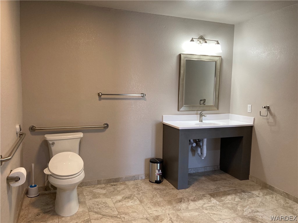 990 South La Osa Road Golden Valley, AZ 86413 - Photo 24 of 91