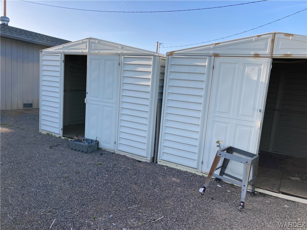 990 South La Osa Road Golden Valley, AZ 86413 - Photo 80 of 91