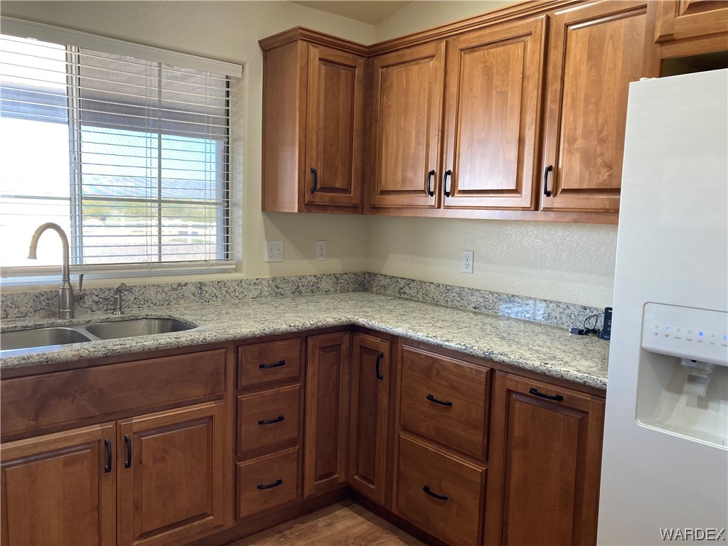 990 South La Osa Road Golden Valley, AZ 86413 - Photo 8 of 91