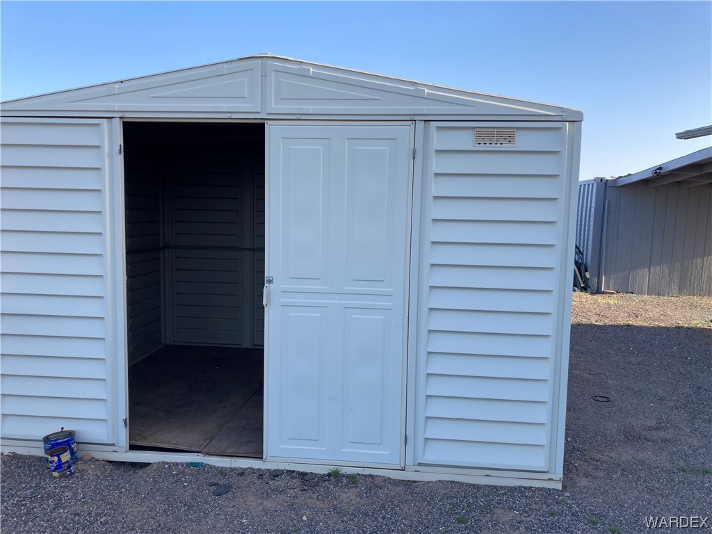 990 South La Osa Road Golden Valley, AZ 86413 - Photo 81 of 91
