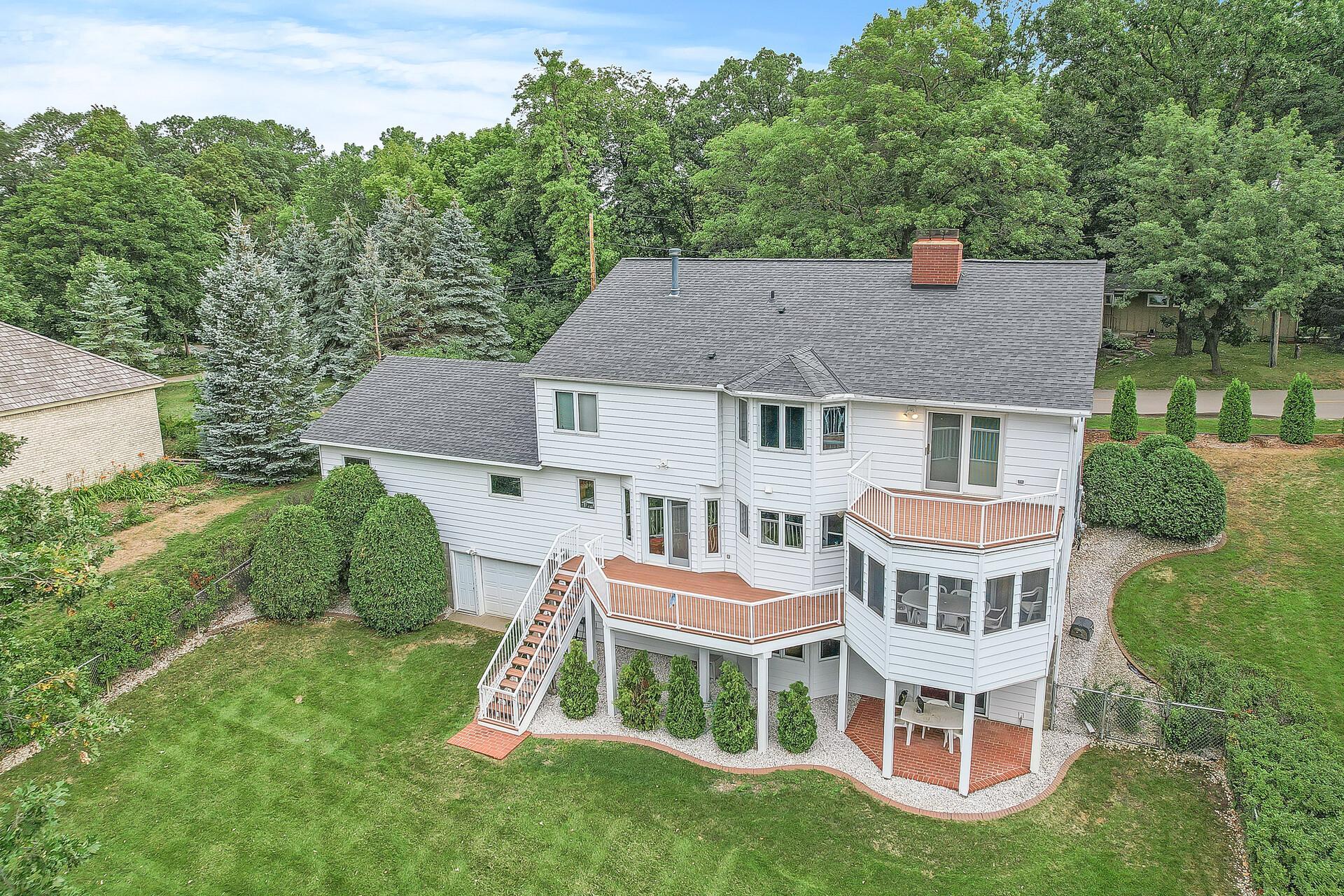 21035 Radisson Road Shorewood, MN 55331 - Photo 17 of 74