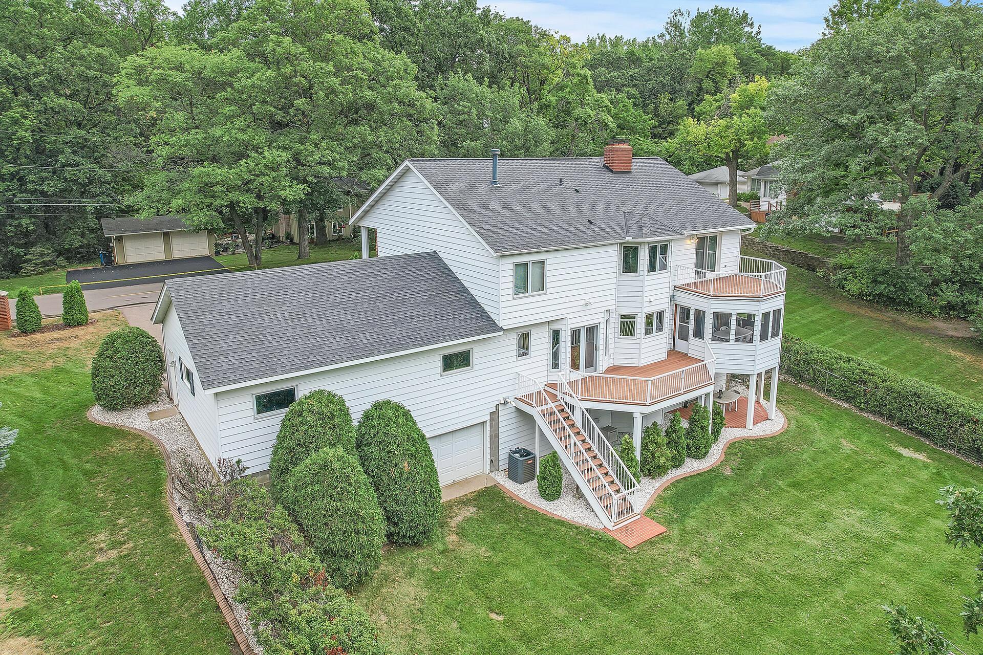 21035 Radisson Road Shorewood, MN 55331 - Photo 18 of 74