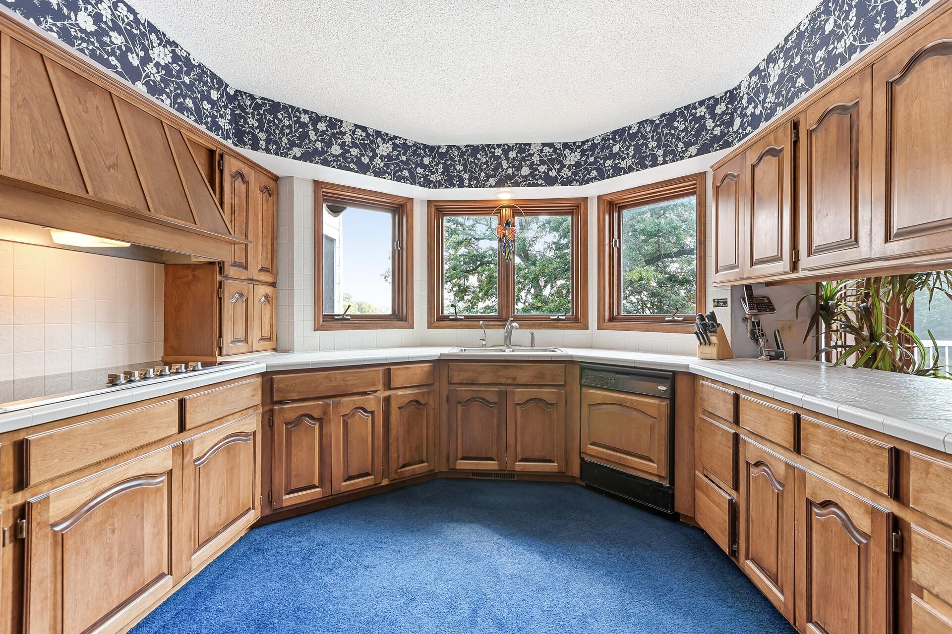 21035 Radisson Road Shorewood, MN 55331 - Photo 24 of 74