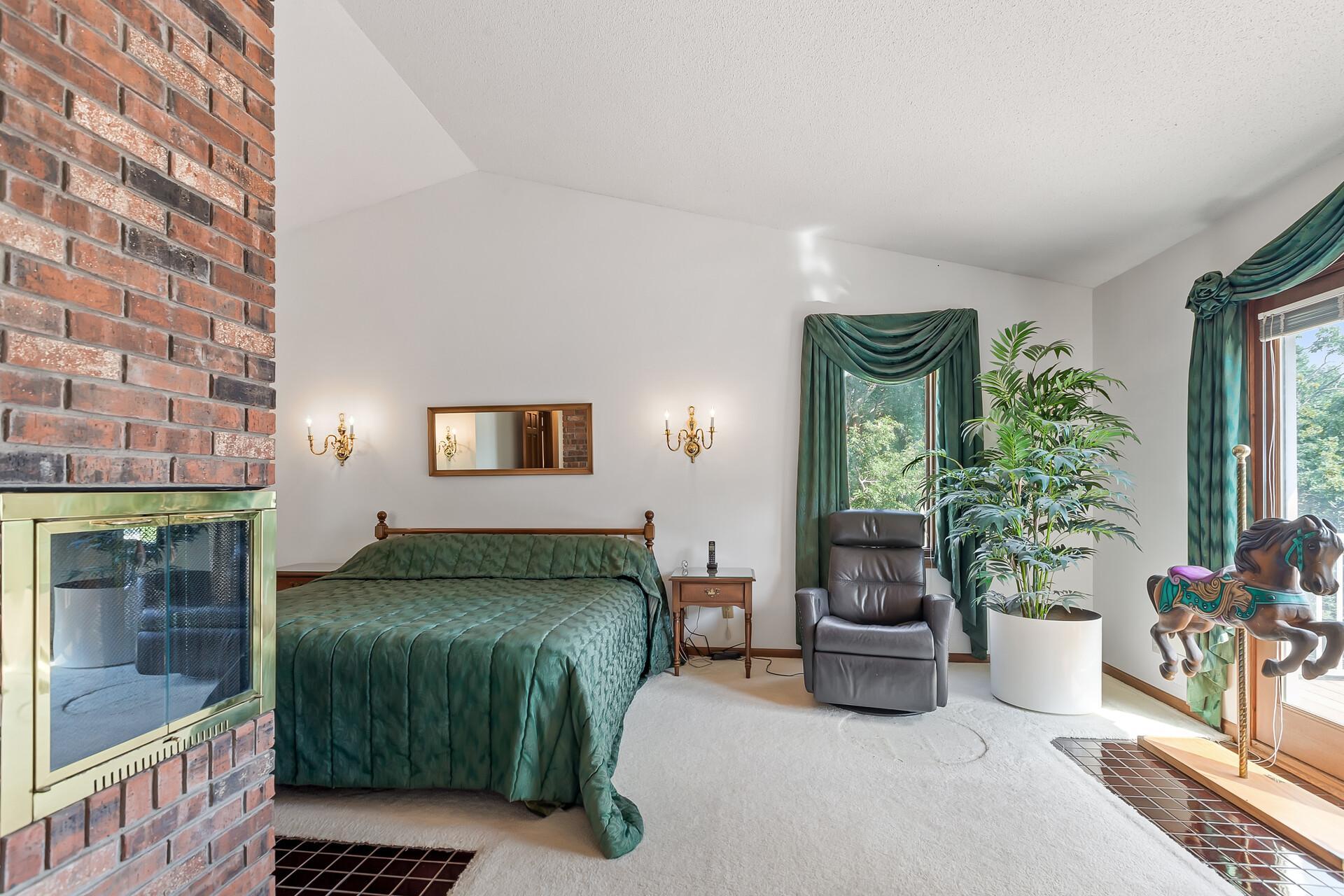 21035 Radisson Road Shorewood, MN 55331 - Photo 29 of 74