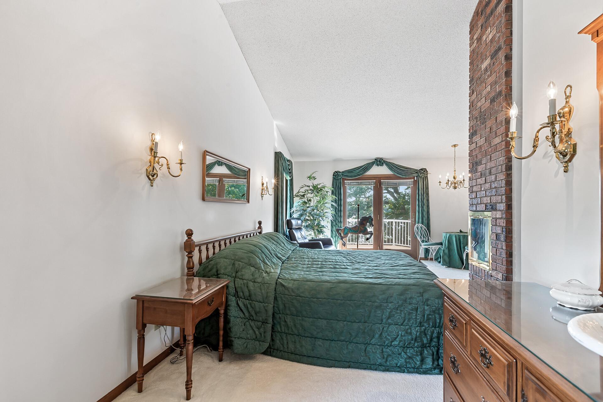 21035 Radisson Road Shorewood, MN 55331 - Photo 30 of 74