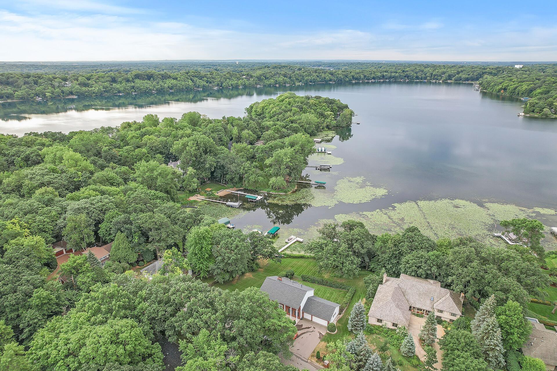 21035 Radisson Road Shorewood, MN 55331 - Photo 8 of 74