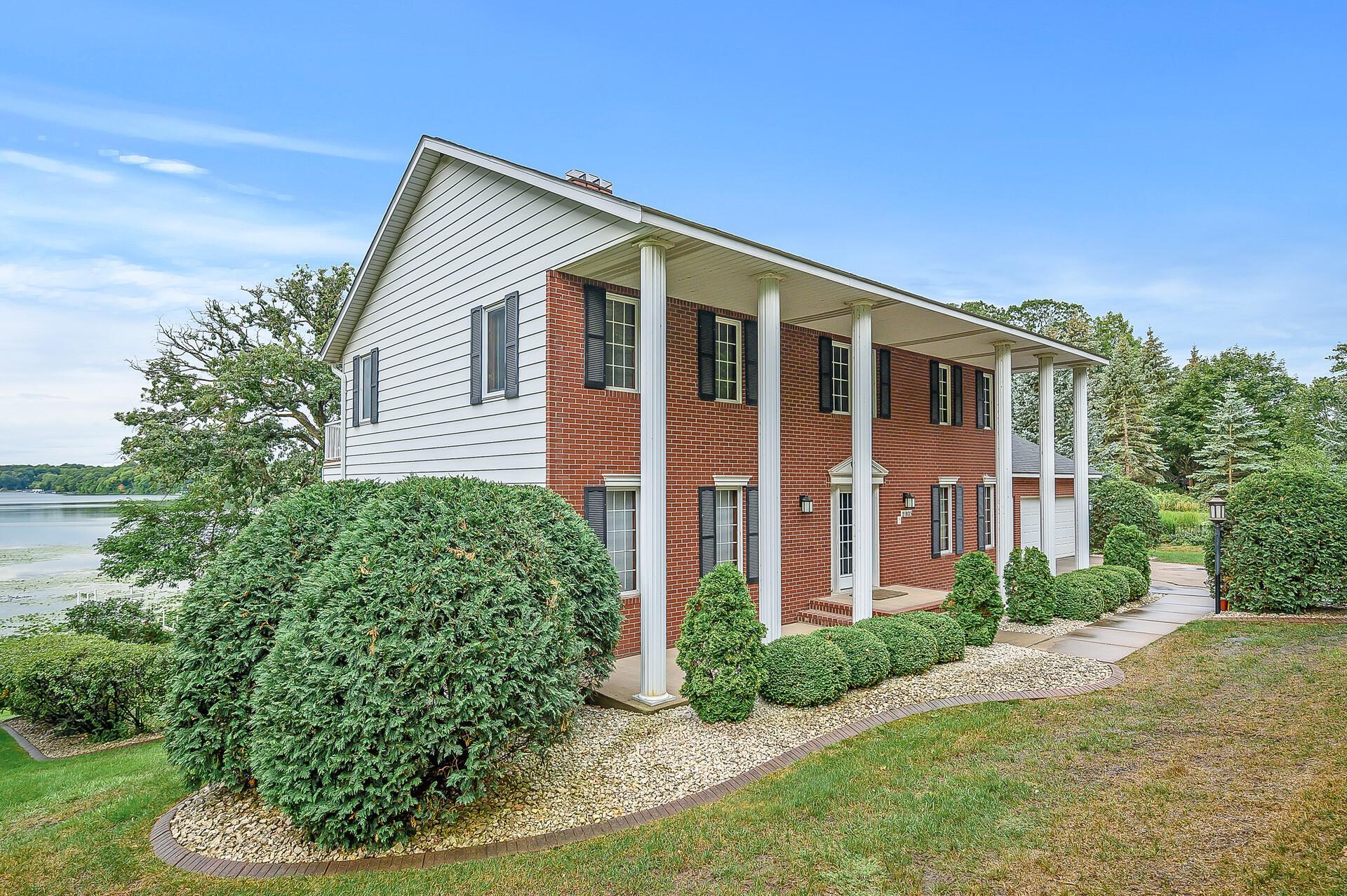 21035 Radisson Road Shorewood, MN 55331 - Photo 9 of 74