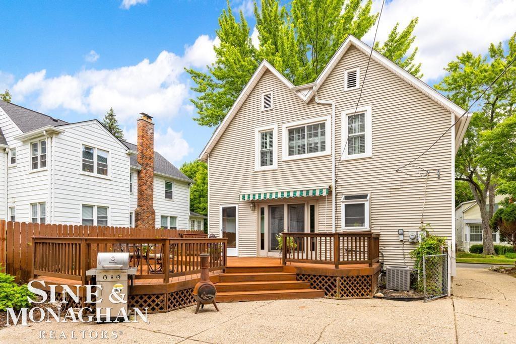 127 Muir Road Grosse Pointe, MI 48236 - Photo 32 of 50 50149821-e6cf75b6-76a7-485f-a682-1fed6f4090f4.JPG