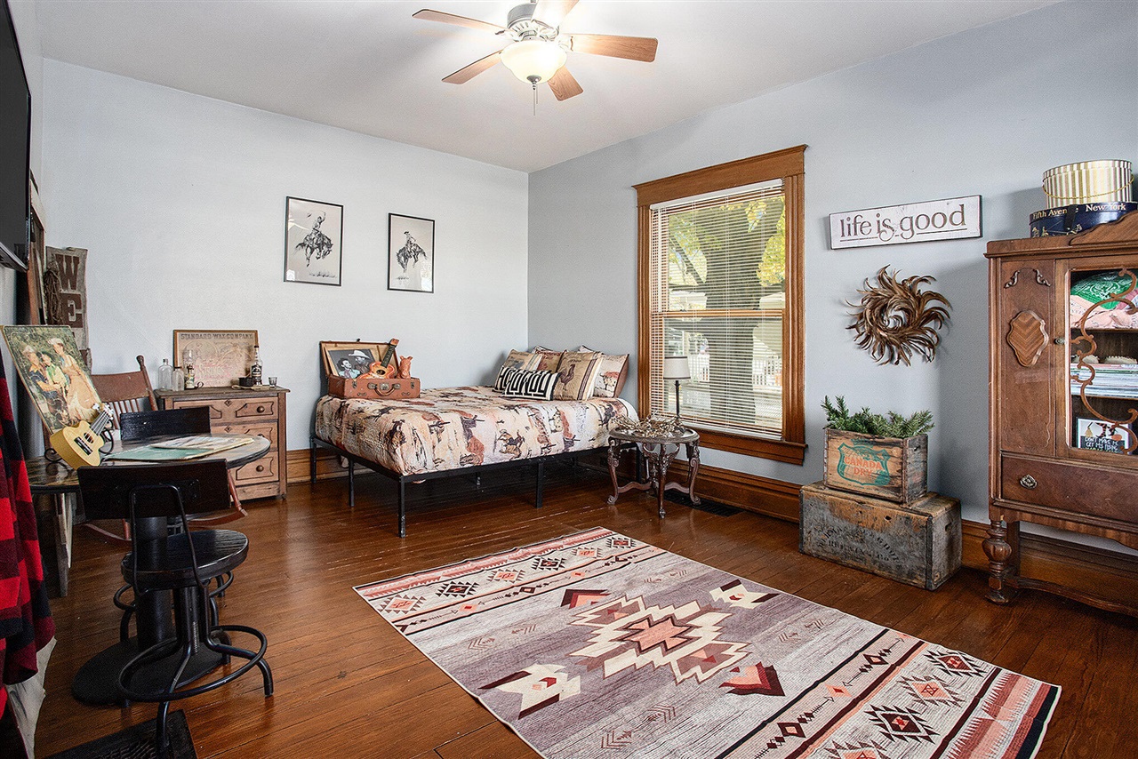 306 West Michigan Avenue Three Rivers, MI 49093 - Photo 23 of 34