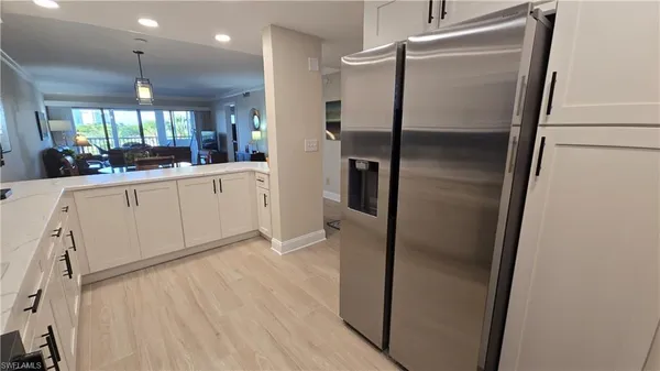 $3,500 | 12945 Vanderbilt Drive, Unit 402, Naples, FL 34110