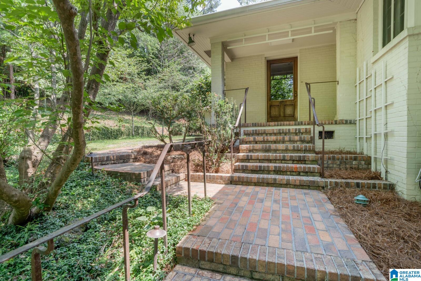 10 Beechwood Road Birmingham, AL 35213 - Photo 5 of 40
