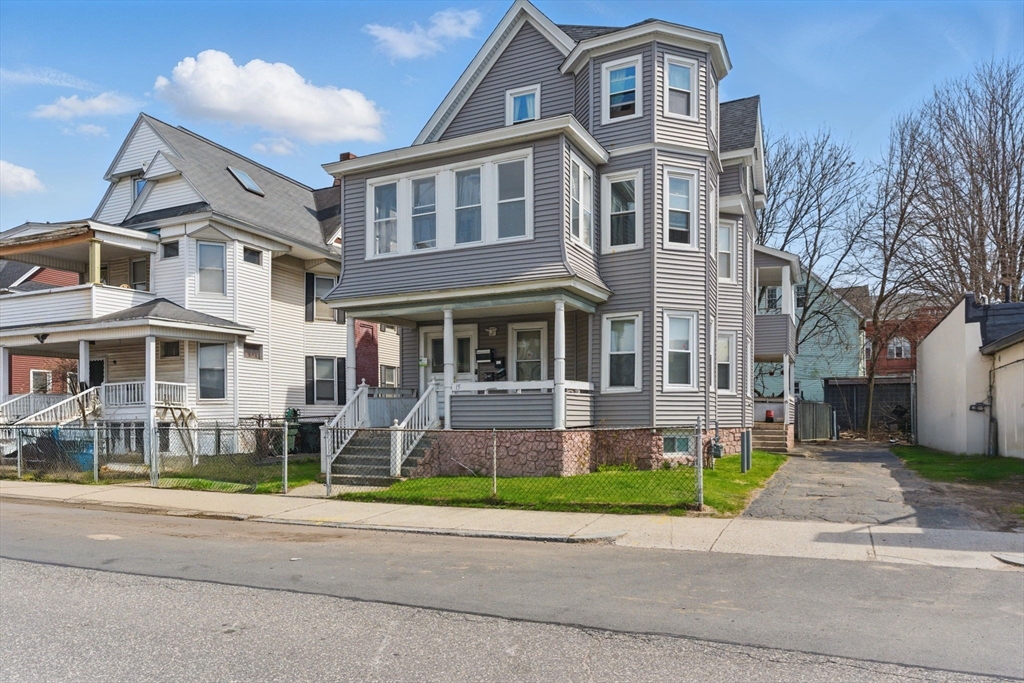 15 Rutledge Avenue Springfield, MA 01105 - Photo 1 of 41 Gallery Image 1