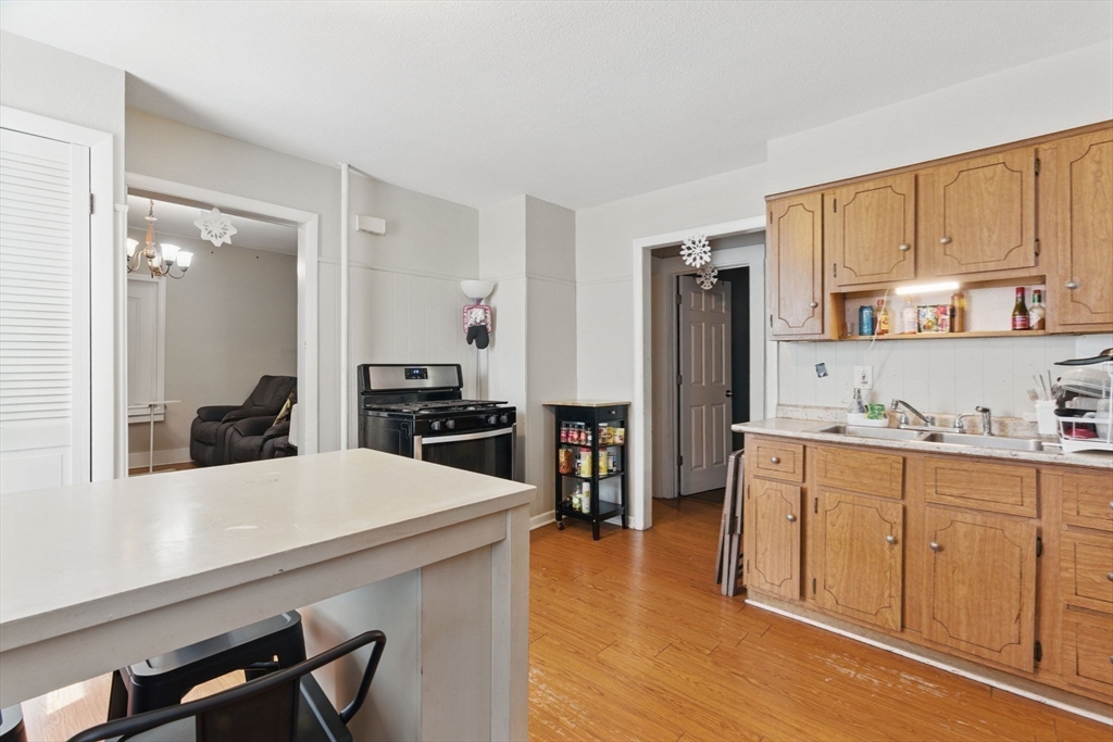 15 Rutledge Avenue Springfield, MA 01105 - Photo 10 of 41 Gallery Image 10
