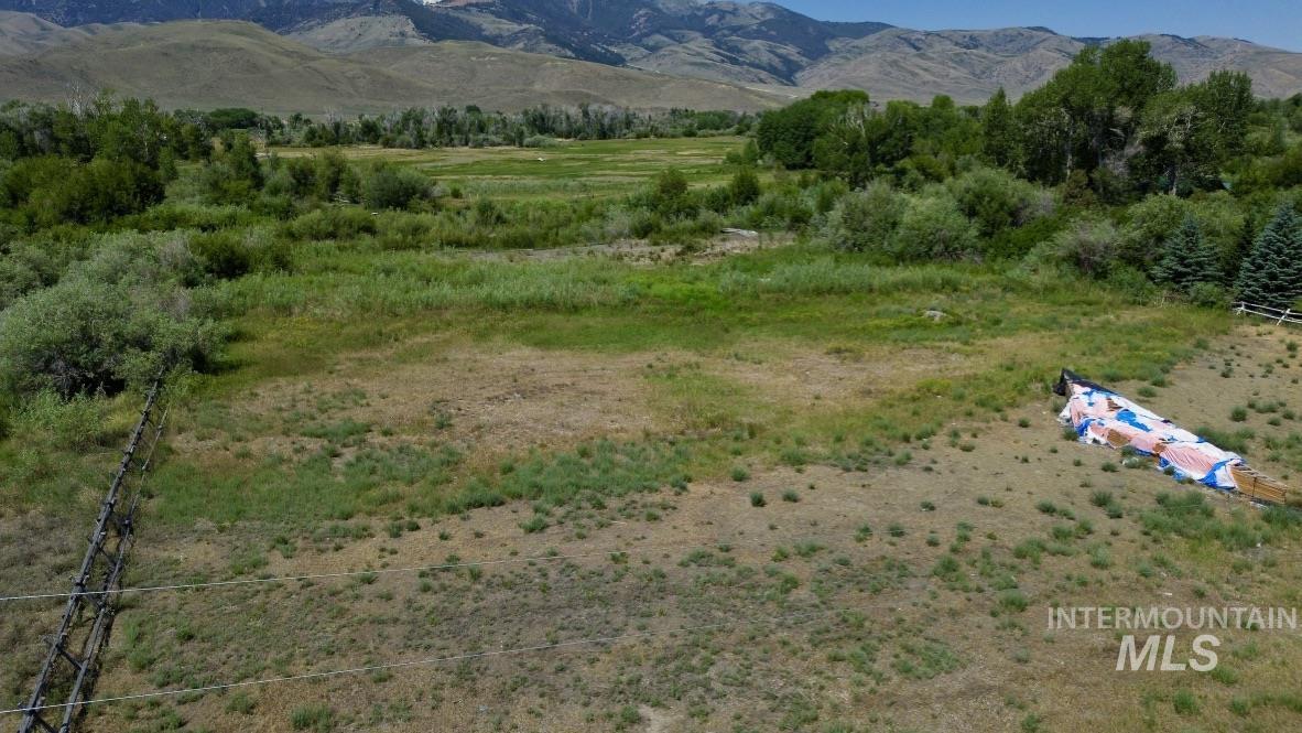 4237 Summit Drive Mackay, ID 83251 - Photo 8 of 24
