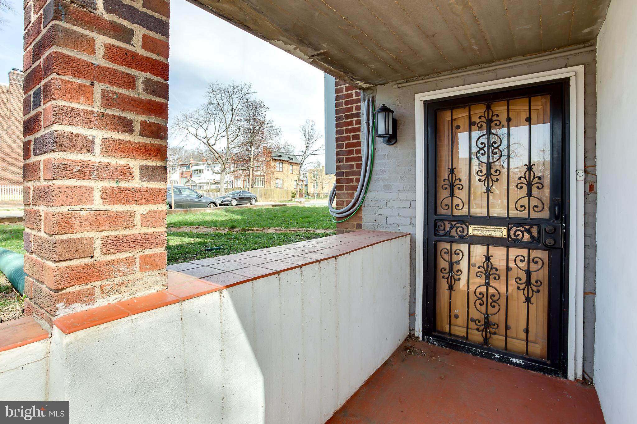 441 21st Street Northeast, Unit B Washington, DC 20002 - Photo 4 of 23 Front Entrance