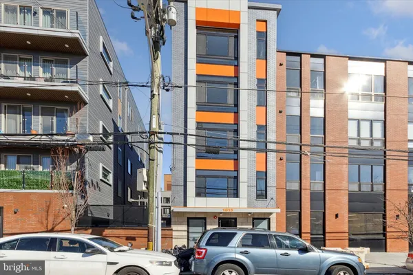 a car parked in front of a building