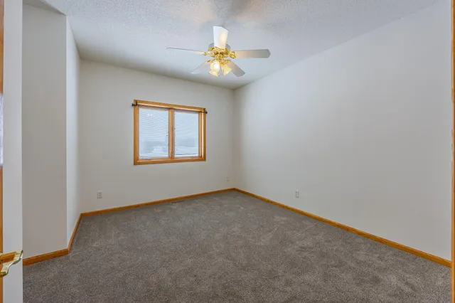 $3,000 | 23865 County Road 10, Loretto, MN 55357