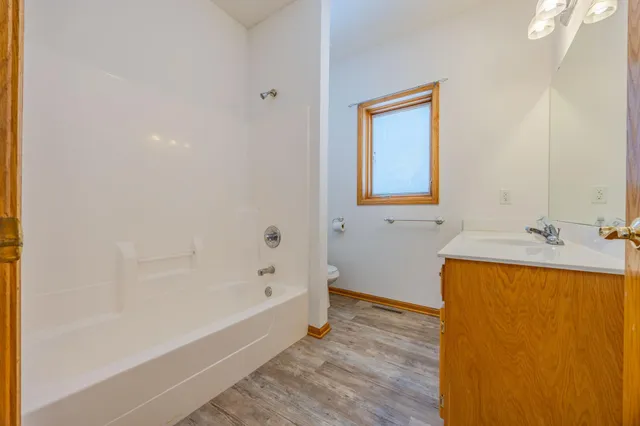 $3,000 | 23865 County Road 10, Loretto, MN 55357