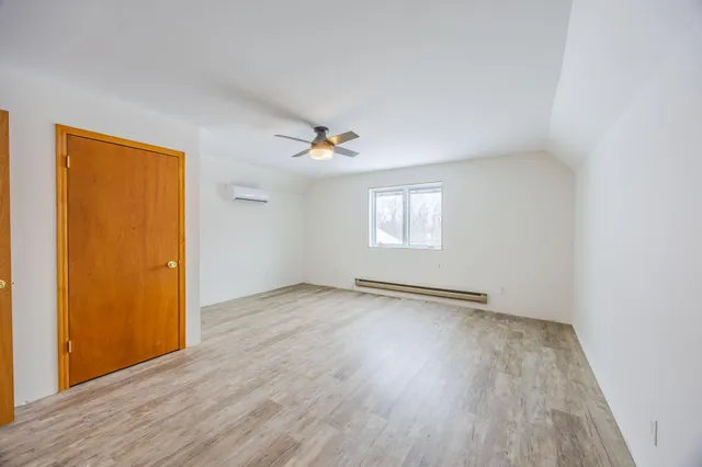 $3,000 | 23865 County Road 10, Loretto, MN 55357