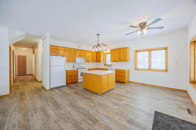 $3,000 | 23865 County Road 10, Loretto, MN 55357