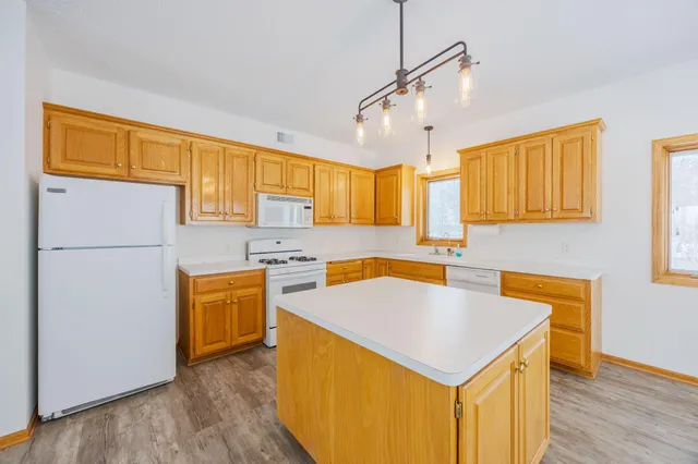 $3,000 | 23865 County Road 10, Loretto, MN 55357