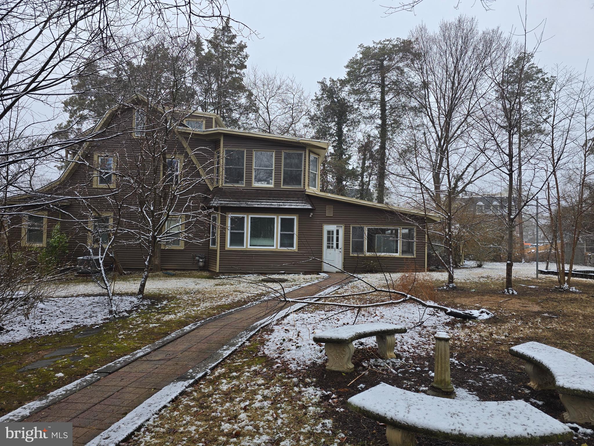 1616 Chain Bridge Road McLean, VA 22101 - Photo 2 of 5