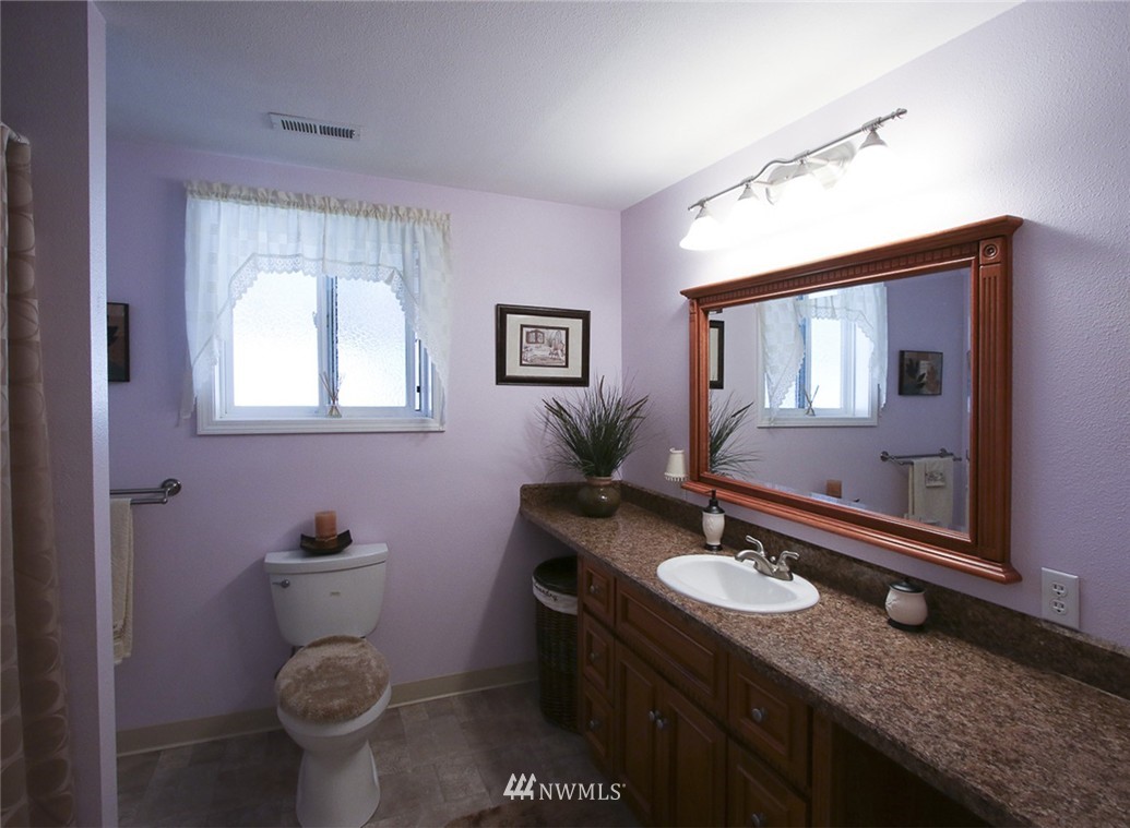 2819 Northeast 299th Street Ridgefield, WA 98642 - Photo 13 of 25