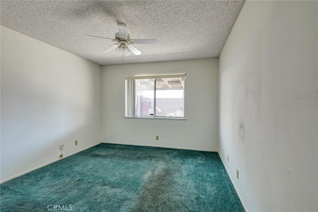 769 Don Drive Hemet, CA 92543 - Photo 18 of 27 an empty room with window