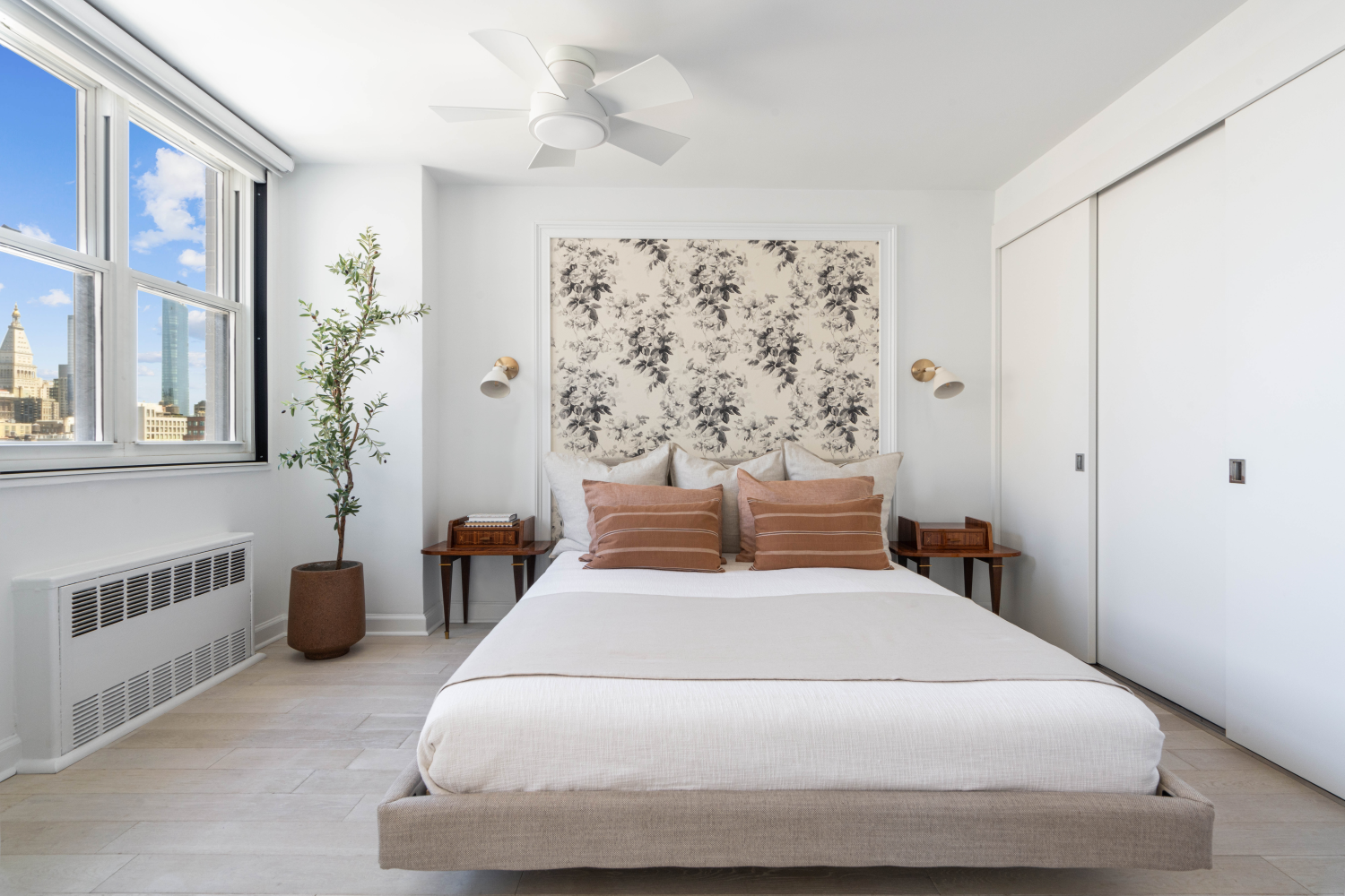 77 7th Avenue, Unit 19M Manhattan, NY 10011 - Photo 5 of 9