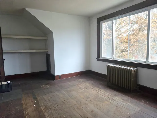 $75,000 | 1674 Lincoln Way, White Oak, PA 15131