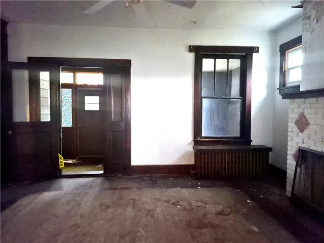 $75,000 | 1674 Lincoln Way, White Oak, PA 15131