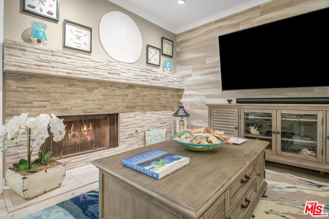 4445 Antigua Way Oxnard, CA 93035 - Photo 12 of 26