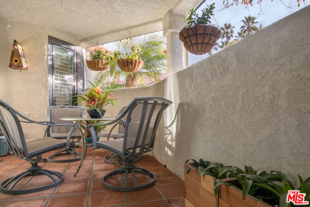4445 Antigua Way Oxnard, CA 93035 - Photo 17 of 26