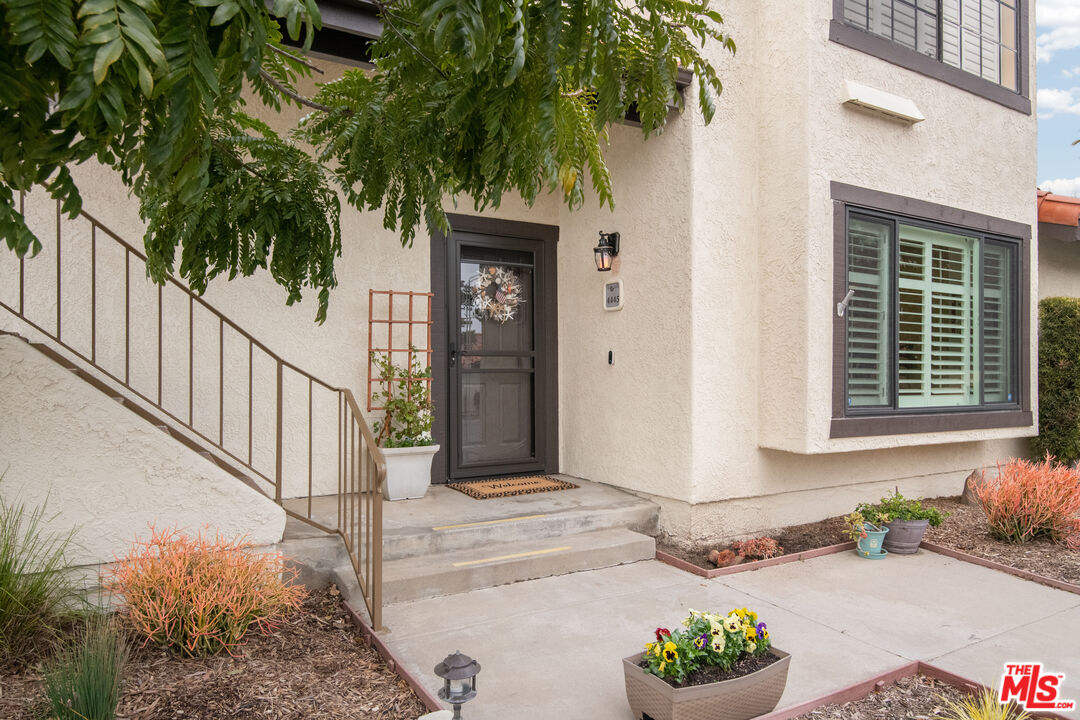 4445 Antigua Way Oxnard, CA 93035 - Photo 2 of 26