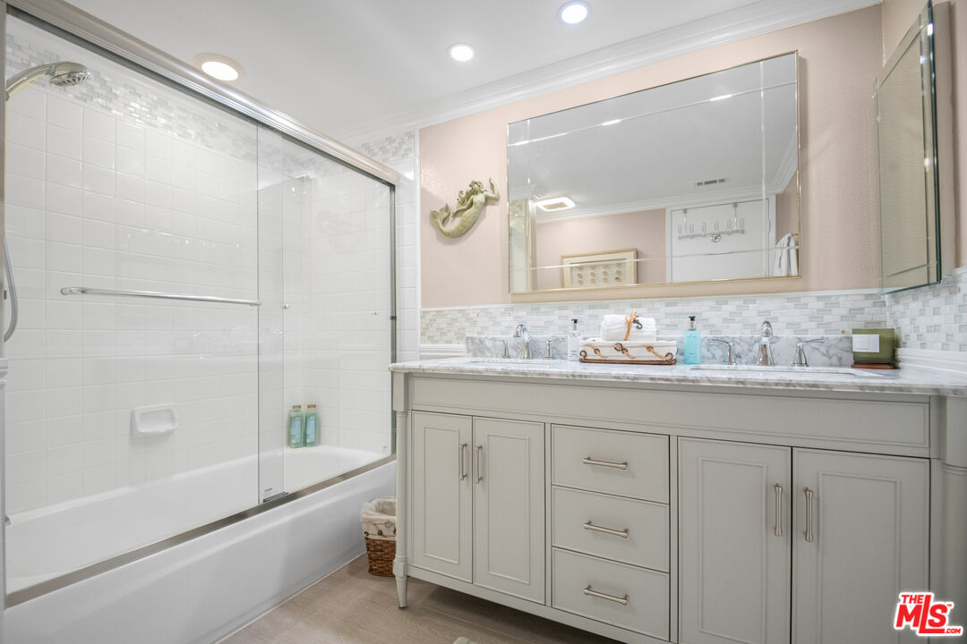 4445 Antigua Way Oxnard, CA 93035 - Photo 5 of 26