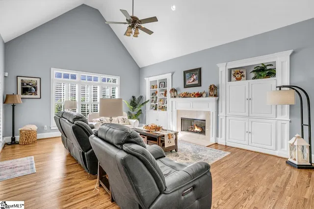 $899,900 | 31 Allegheny Run, Simpsonville, SC 29681