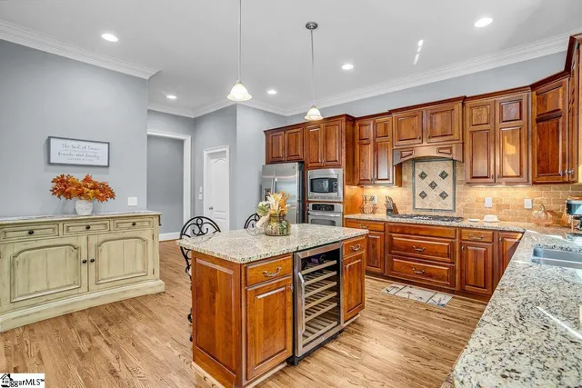 $899,900 | 31 Allegheny Run, Simpsonville, SC 29681