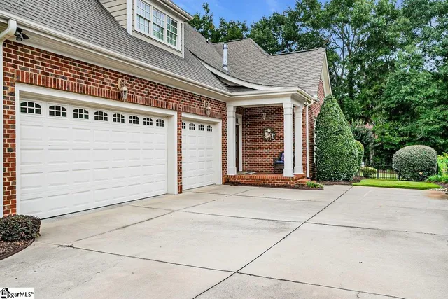 $899,900 | 31 Allegheny Run, Simpsonville, SC 29681