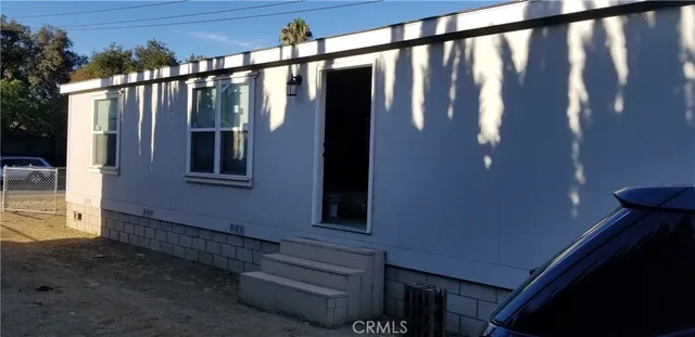 $325,000 | 107 East Kingsley Avenue, Pomona, CA 91767